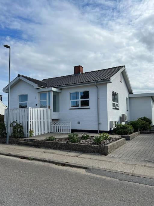 Bjergby Sonderbo Feriehus Ngoại thất bức ảnh
